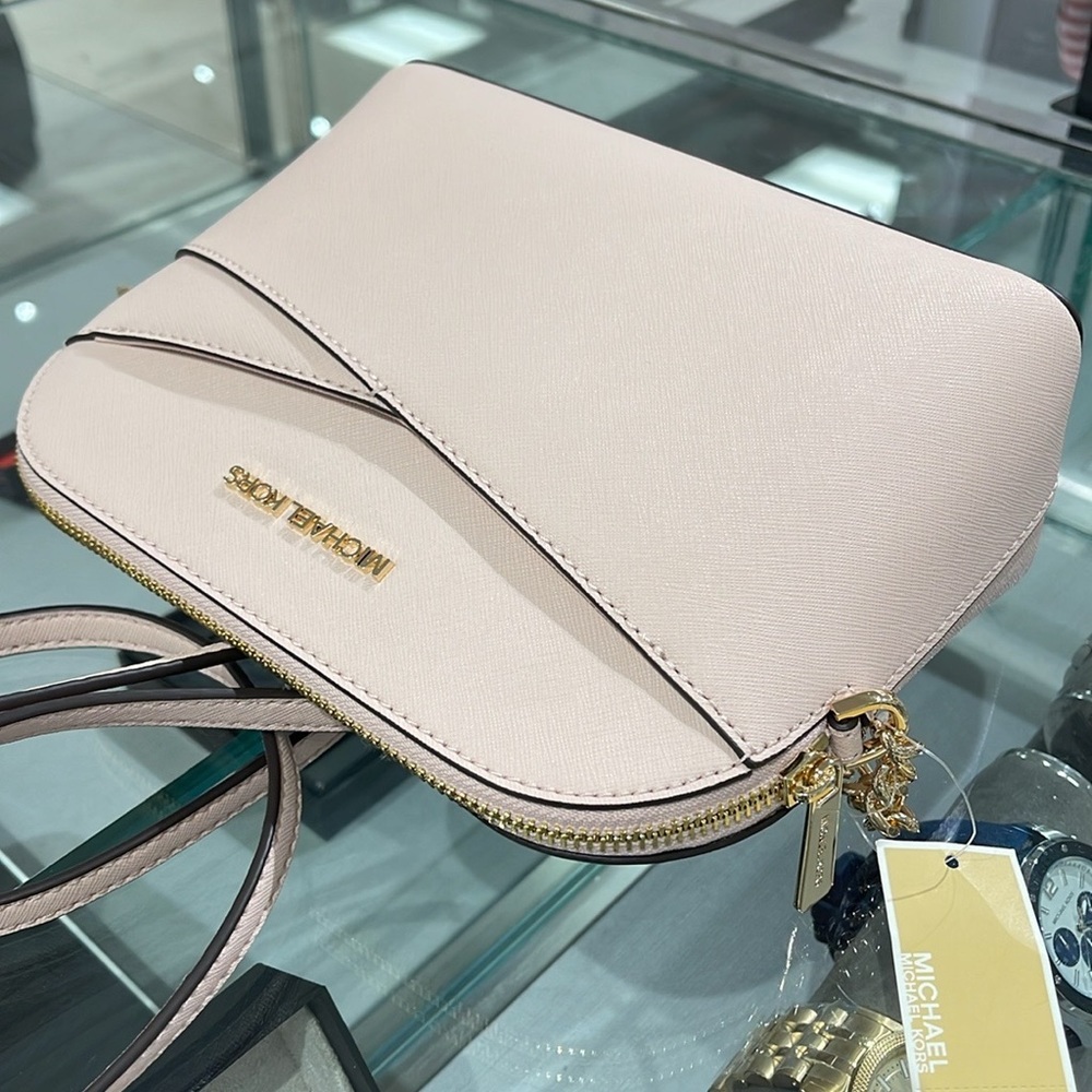 MICHAEL KORS 
Jet Set Travel Medium Dome Crossbody Bag XCROSS XBODY
Powder Blush - Picture 9 of 16